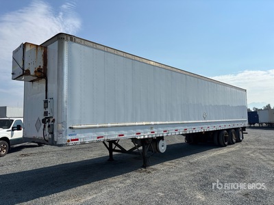 2014 Vanguard 53 ft x 102 in Tri/A Heated Van Trailer