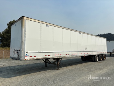 2015 Vanguard 53 ft x 102 in Tri/A Van Trailer