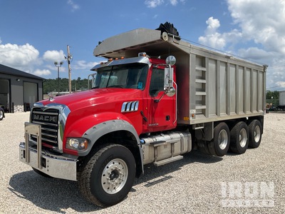2015 Mack GU713 6x4 Tri/A-kiepwagen