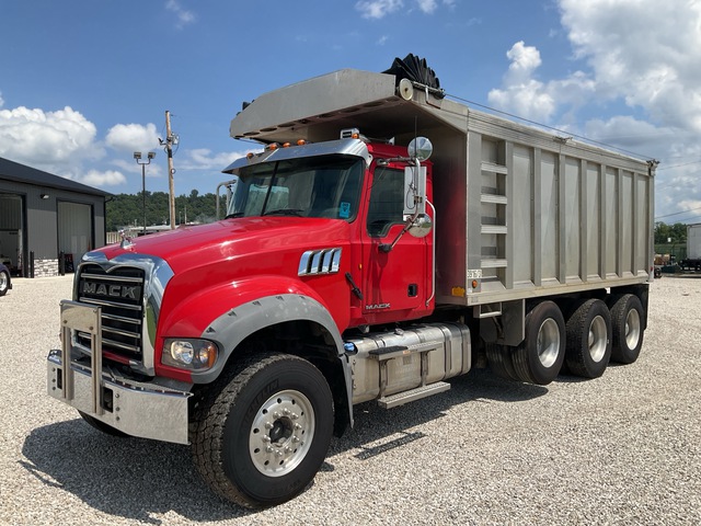 2015 Mack GU713 8x4 Tri/A Dump Truck