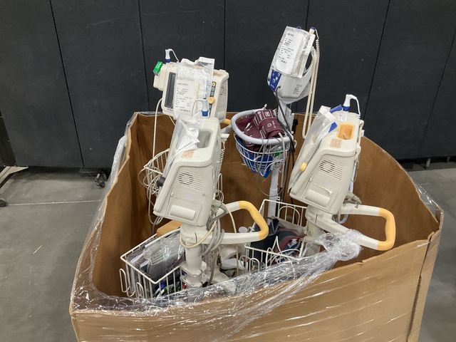 (4) Assorted Patient Monitors (4) Assorted Patient Monitors