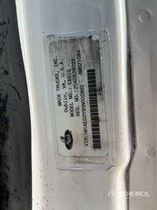 2005 Mack CX612 6x4 Camión rodante