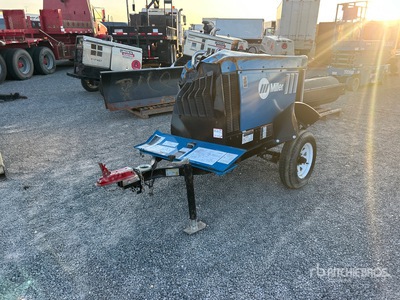 2020 Miller Big Blue 300R Pro 300 A Mobile Multi-Process Engine Driven Welder (Inoperable)