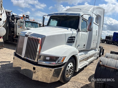 2016 Western Star 5700 6x4 T/A Sleeper Truck Tractor