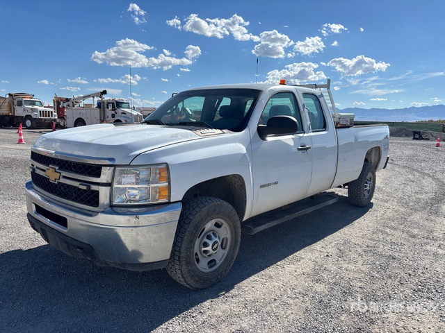 2012 Chevrolet Silverado 2500HD 4x4 Extended Cab Pickup
