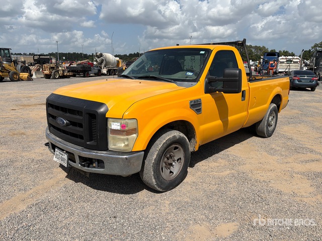 2009 Ford F-250 XL 4x2 Pickup