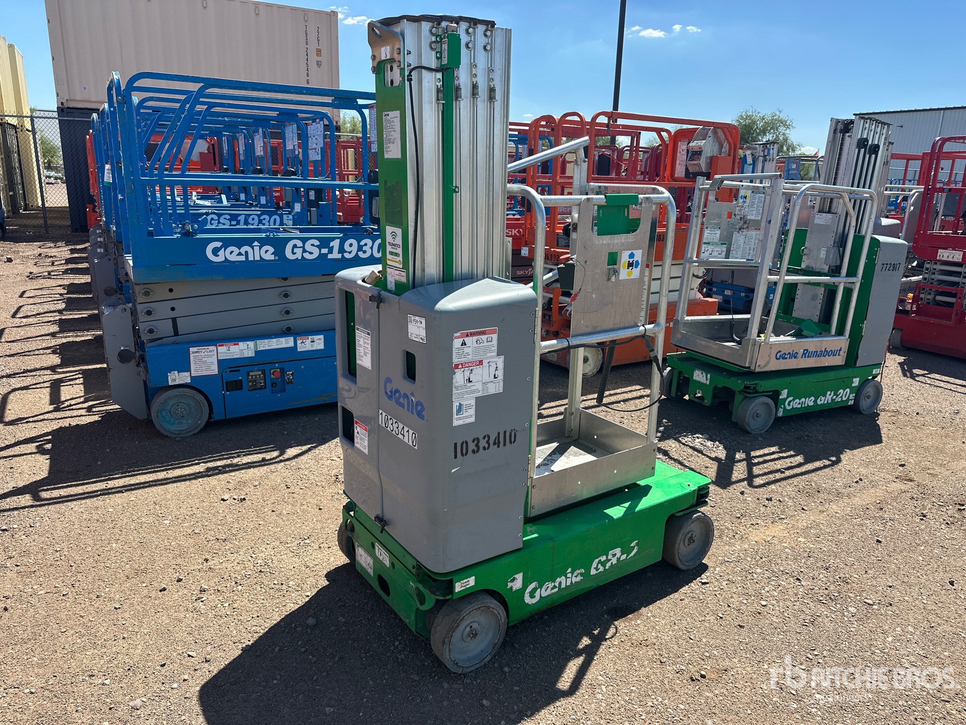 2017 Genie GR20 Vertical Mast Lift