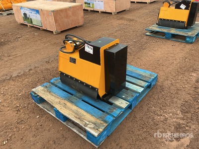 2026 VICSEC VC-EBC32 24 in Mini Excavator Brush Cutter (Unused)