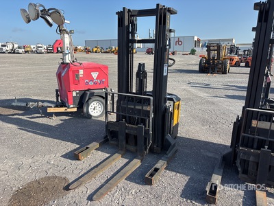 Big Joe 3000 lb Gerbeur électrique