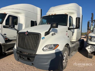 2019 International LT62F 6x4 Sleeper Truck Tractor