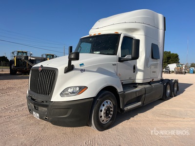 2019 International LT62F 6x4 Sleeper Truck Tractor
