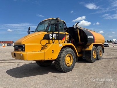 2005 Cat 725 5000 gal Vagón transportador de agua