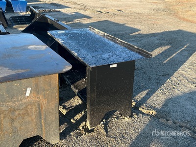 2025 Kit Containers WB-60-190 5 ft Panca da Lavoro