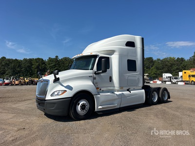 2019 International LT625 6x4 Ciągnik siodłowy T/A z kabiną sypialną