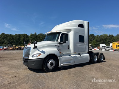 2019 International LT625 6x4 Cabeza Tractora Cabina Dormitorio
