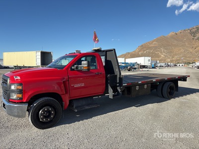 2019 Chevrolet 5500 4x2 Flatbed Truck