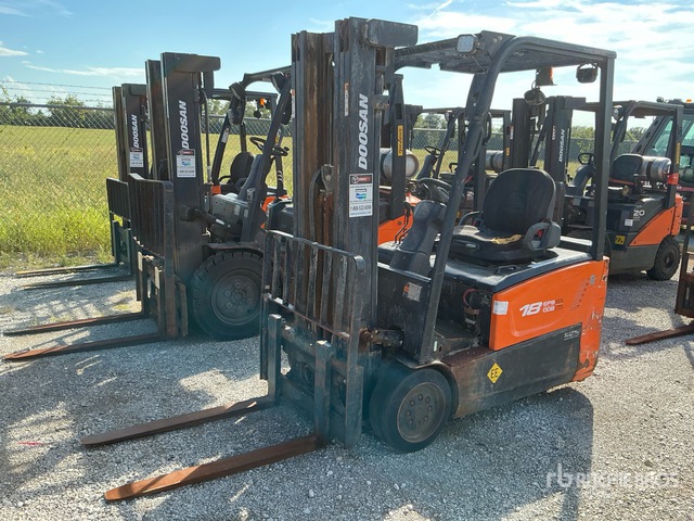 2019 Doosan B18T-7 2850 lb Electric Forklift