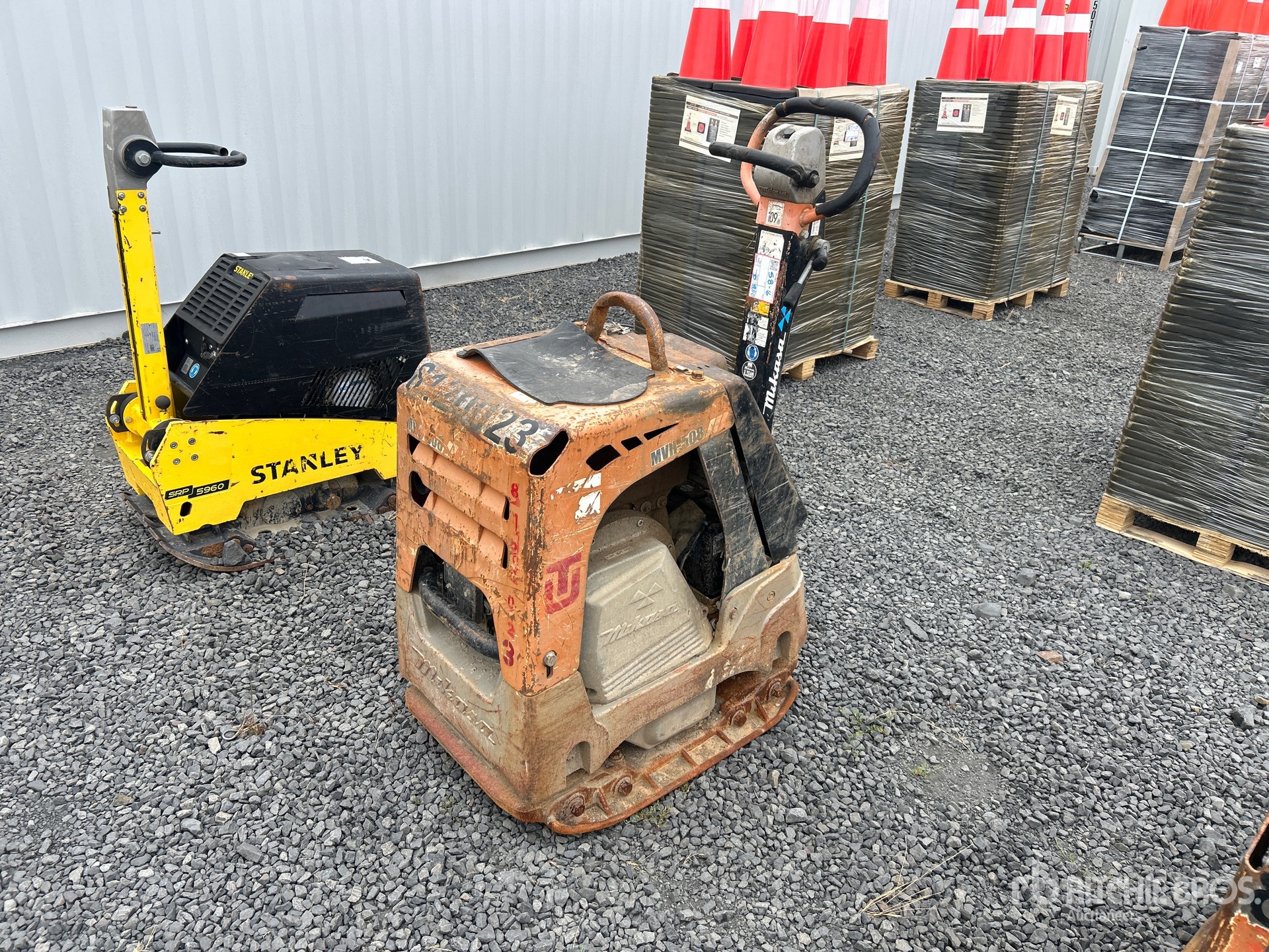 2021 Mikasa MVH-508DZ Vibratory Plate Compactor