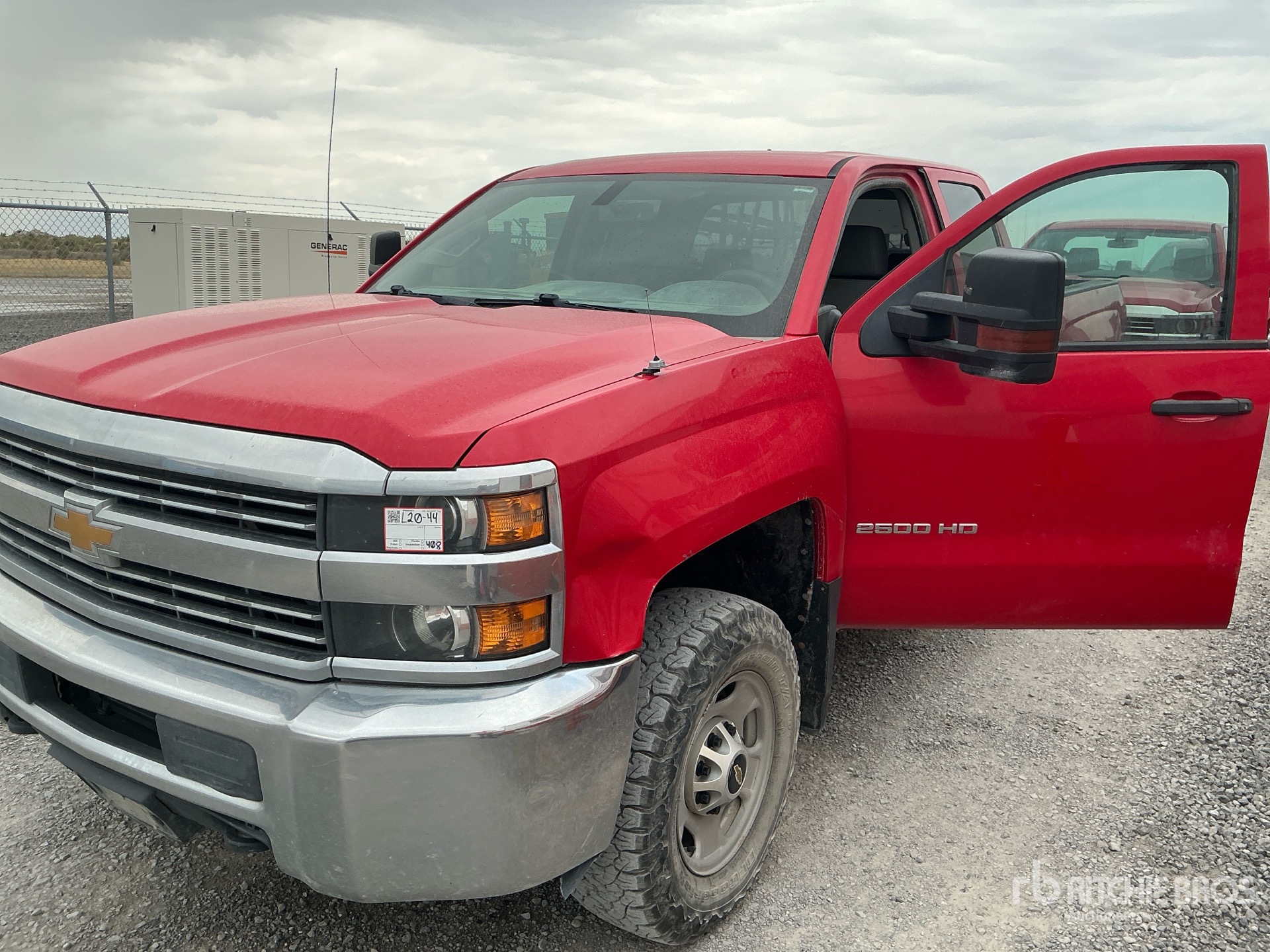 2018 Chevrolet Silverado 2500HD 4x4 Extended Cab Utility Truck