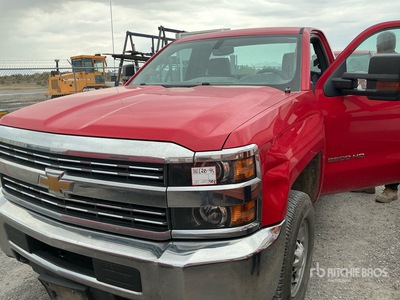 2018 Chevrolet Silverado 2500HD 4x4 Ciężarówka użytkowa