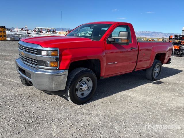 2018 Chevrolet Silverado 2500HD 4x4 Pickup