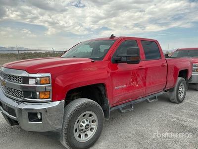 2019 Chevrolet Silverado 2500HD 4x4 Crew Cab Camion utilitaire