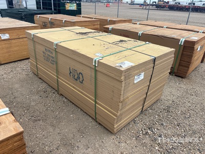 Quantity of (30) 1 1/8" 4x8 G2S (Good 2 Sides) With Smooth Overlay Douglas Fir 11 Ply No Stamp Formply Plywood (Unused)