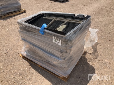 (14) Oshkosh 12606108 Metal Grilles