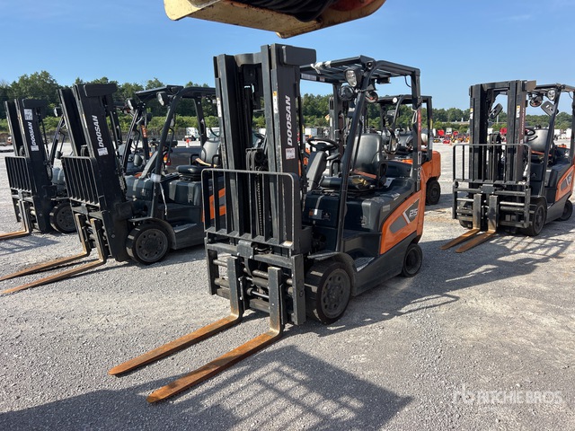 2020 Doosan GC25S-9 4600 lb Cushion Tire Forklift