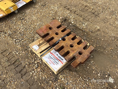 Quantity of (4) Excavator Sloper Cutting Edges Serrated - Fits Cat 349