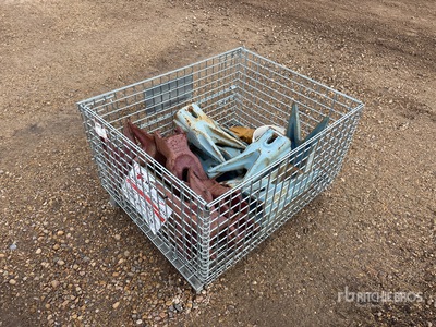 Quantity of Assorted Bucket Teeth