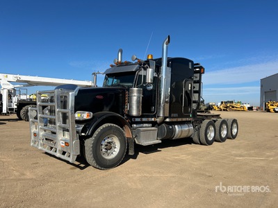 2015 Peterbilt 367 8x6 4-Achs Sattelzugmaschine mit Schlafkabine