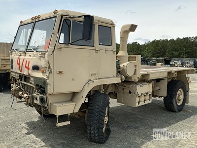 1995 Stewart & Stevenson M1081 LMTV 4x4 Cargo Truck