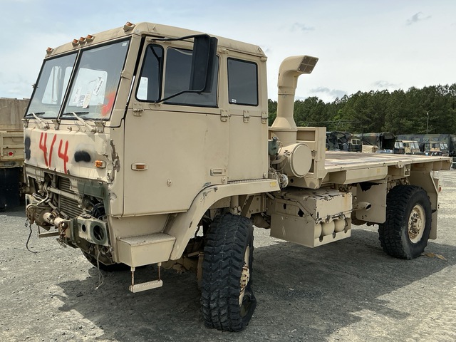 1995 Stewart & Stevenson M1081 LMTV 4x4 Cargo Truck