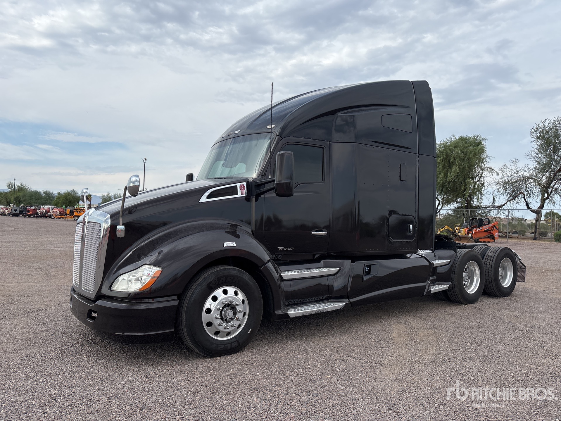 2017 Kenworth T680 6x4 T/A Sleeper Truck Tractor