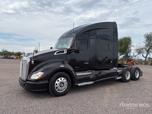 2017 Kenworth T680 6x4 T/A Sleeper Truck Tractor