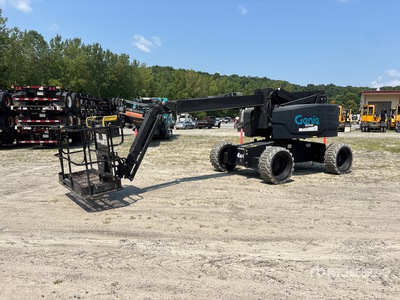 2018 Genie Z-60/37 FE 4WD Hybrid Articulating Boom Lift
