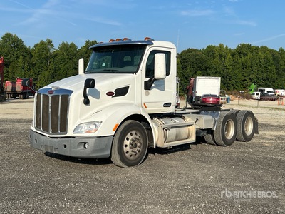 2015 Peterbilt 579 6x4 T/A Day Cab Truck Tractor