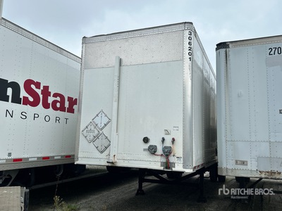 2010 Vanguard 28 ft x 102 in S/A Van Trailer