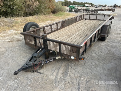 2011 Texas Bragg 20 ft T/A Trailer utilitario