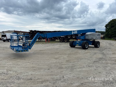 2015 Genie S-85 4WD Diesel Nacelle téléscopique