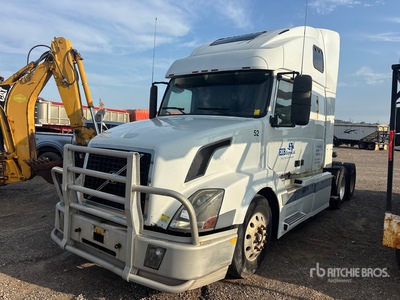 2005 Volvo VNL 6x4 T/A Sleeper Truck Tractor