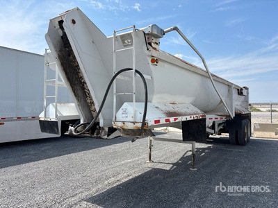 2007 Western STR3225 32 ft T/A End Dump Trailer