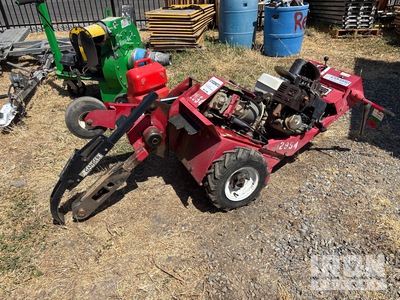 2005 Barreto 912H Walk Behind Trencher