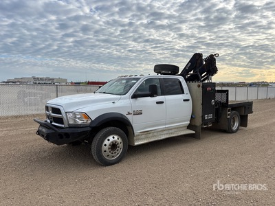 2014 Hiab 055D-3CLX 1580 kg Knuckle Boom on 2013 Ram 5500 SLT 4x4 Crew Cab Camión Grúa
