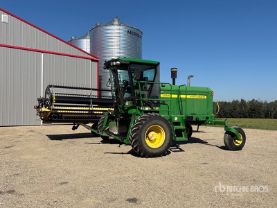 2007 John Deere 4895 30 ft Swather Windrower