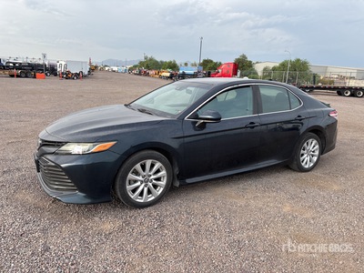 2018 Toyota Camry LE Samochód