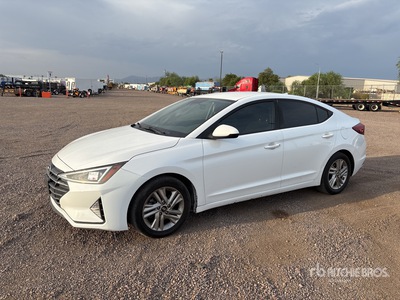 2019 Hyundai Elantra Samochód