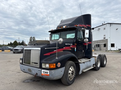 1993 International 9400 T/A Sleeper Truck Tractor