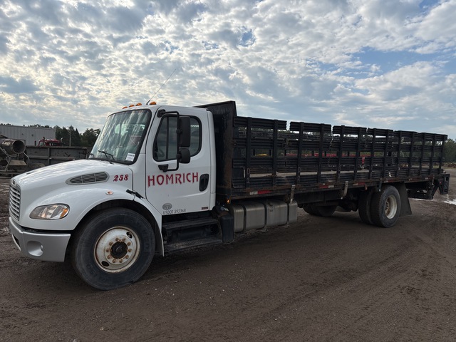 2015 Freightliner M2 106 4x2 Flatbed Truck